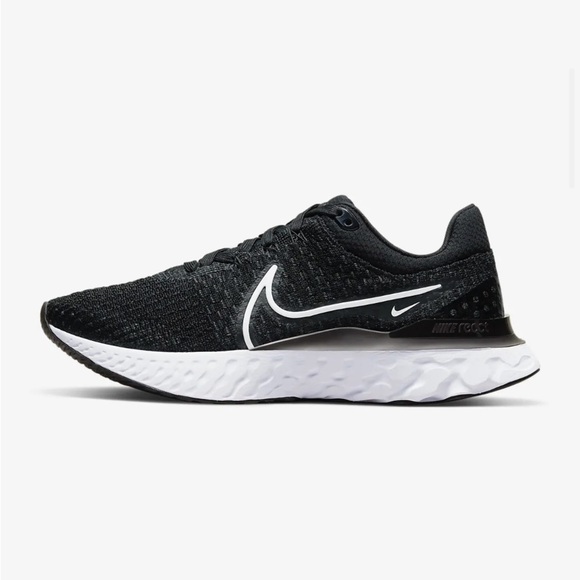 Nike React Flyknit running shoes - Picture 1 of 11